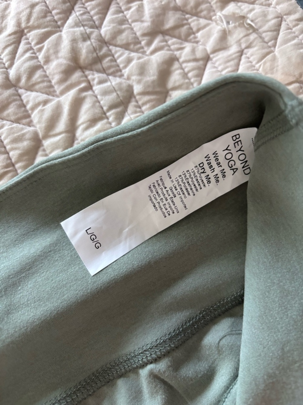 NWT Beyond Yoga Olive Green Flare Leg Laid Back Pant Sz L - Picture 11 of 13